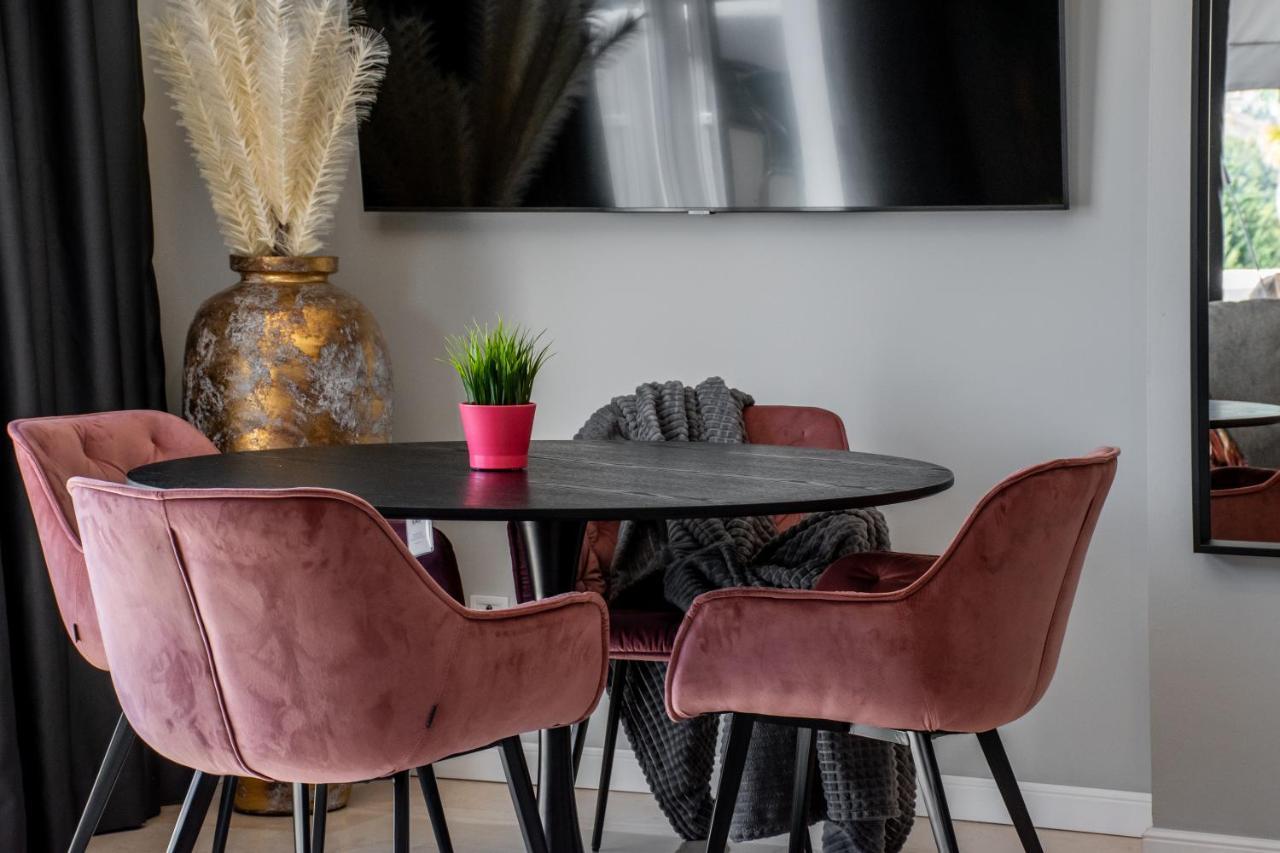 Leos Mijas Golf Apartment Фуeнхирола Екстериор снимка