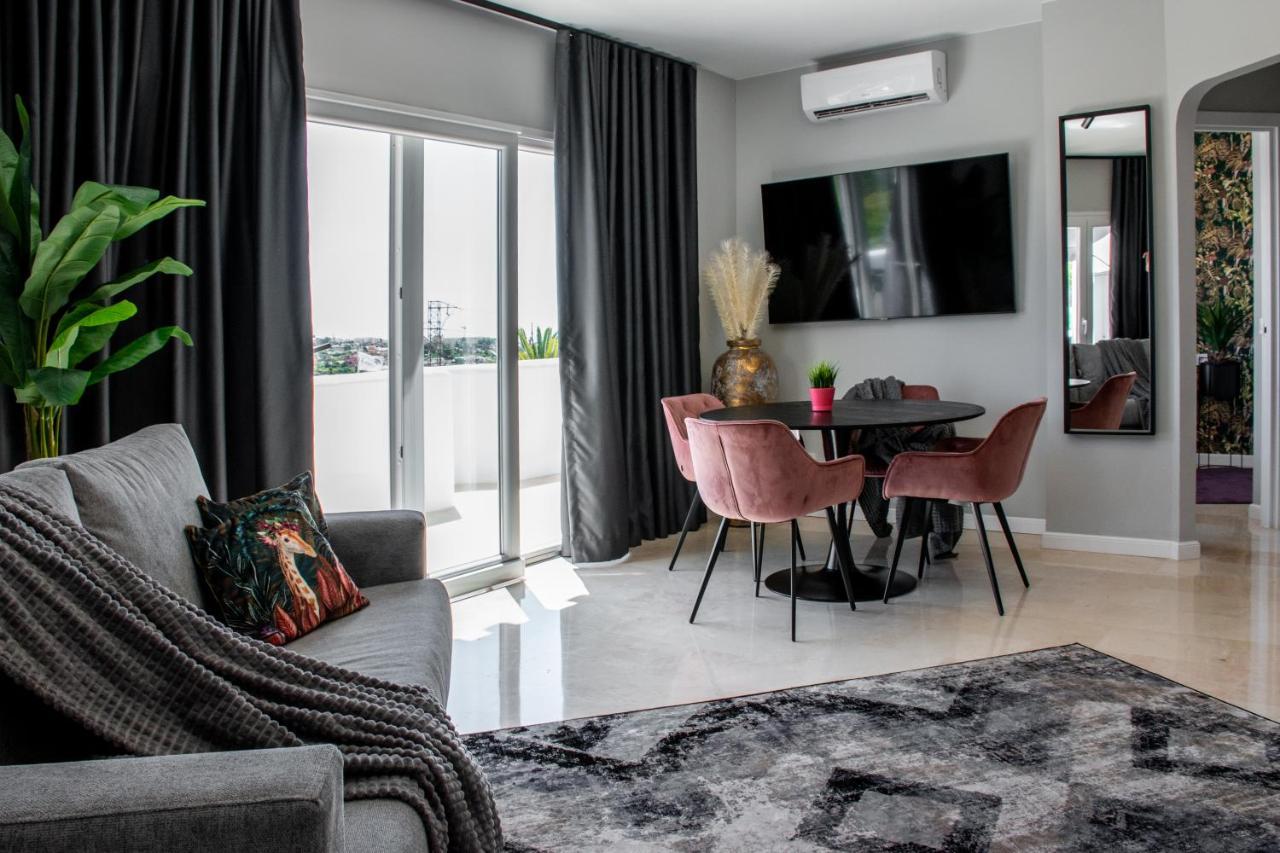 Leos Mijas Golf Apartment Фуeнхирола Екстериор снимка