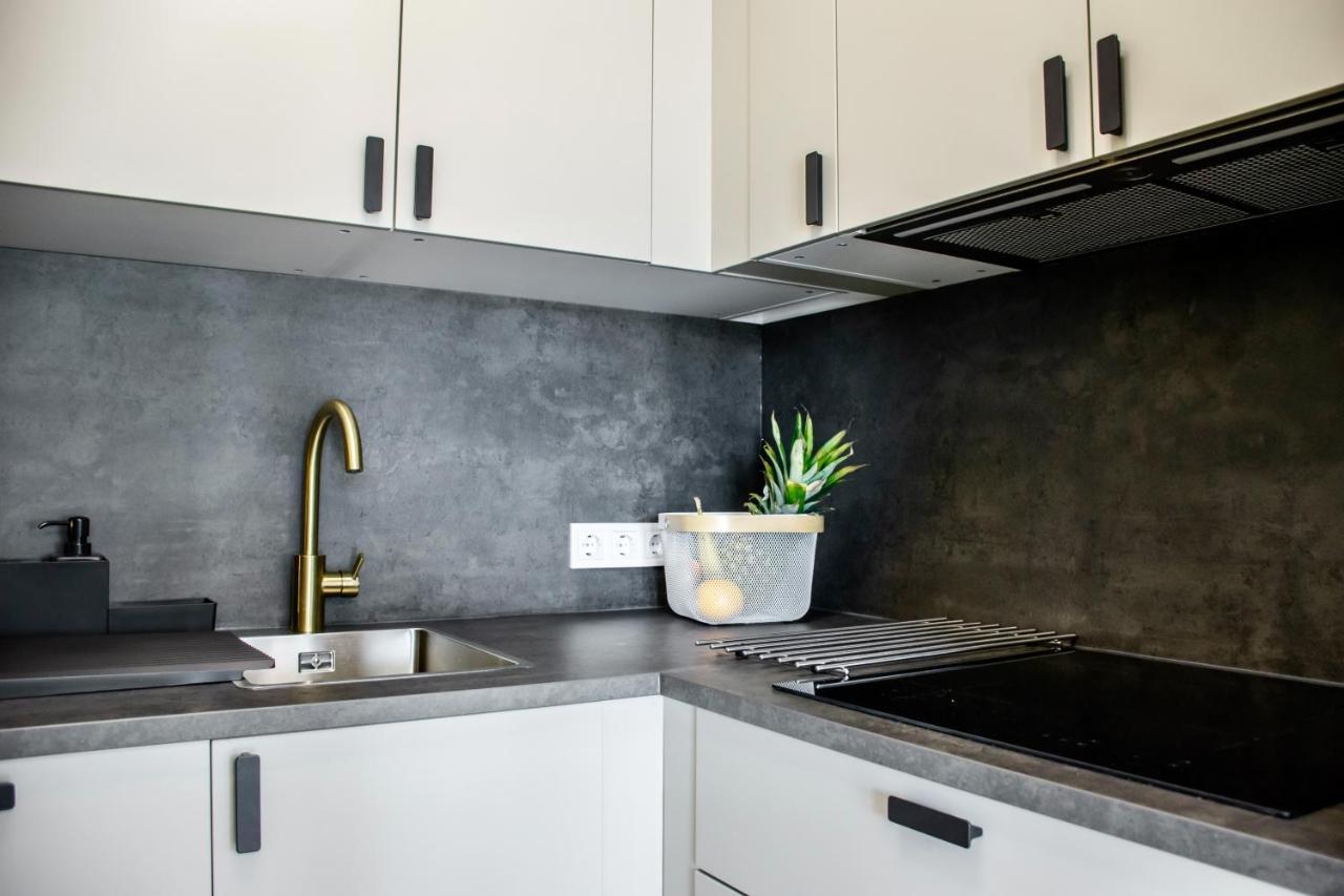 Leos Mijas Golf Apartment Фуeнхирола Екстериор снимка