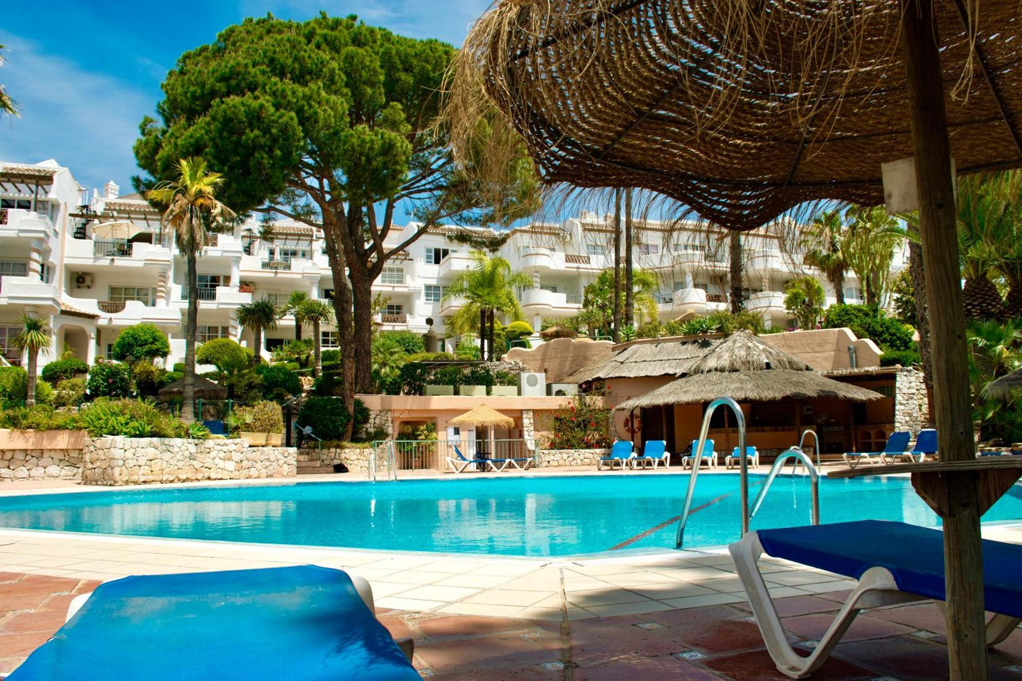 Leos Mijas Golf Apartment Фуeнхирола Екстериор снимка