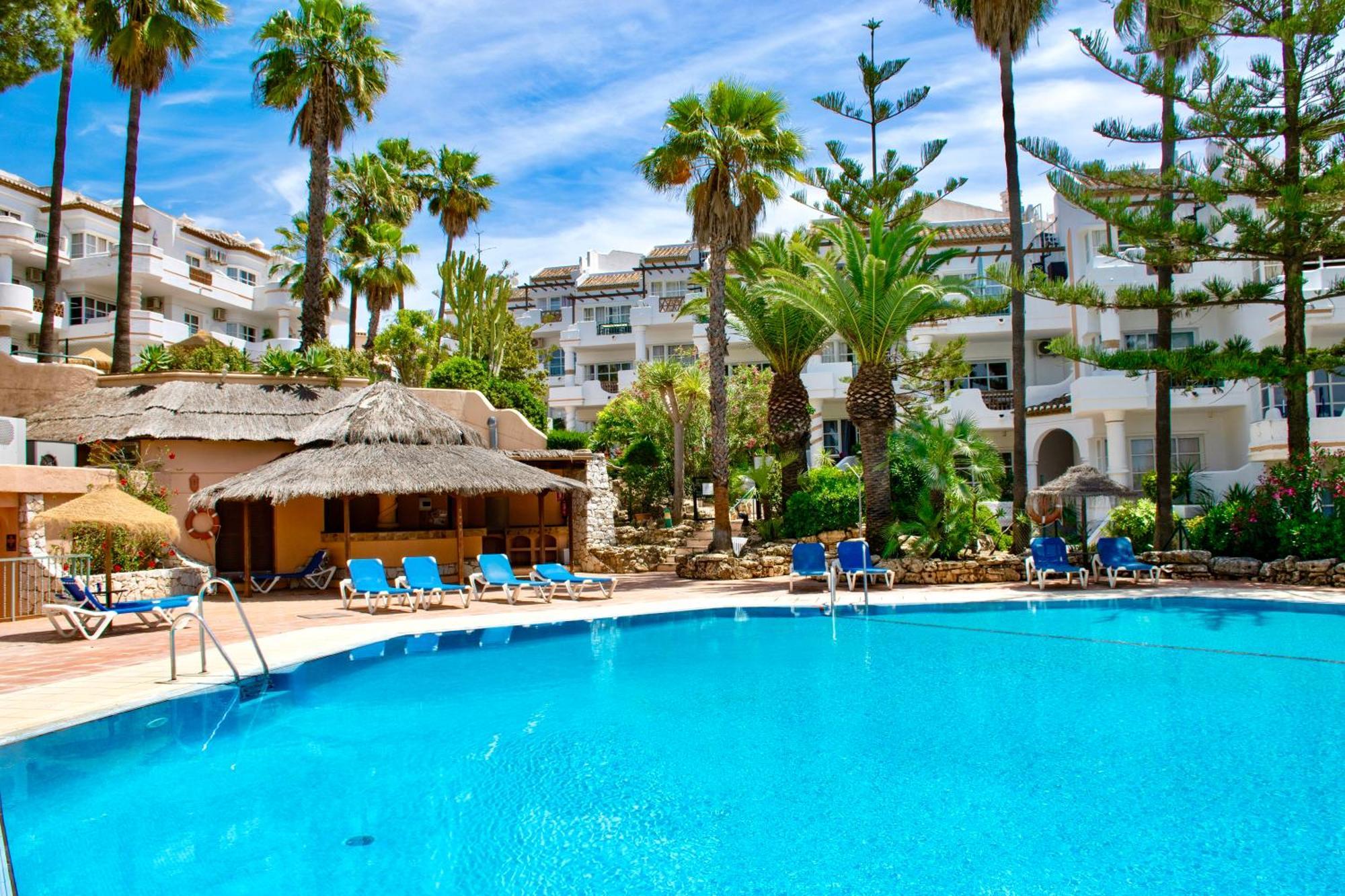 Leos Mijas Golf Apartment Фуeнхирола Екстериор снимка